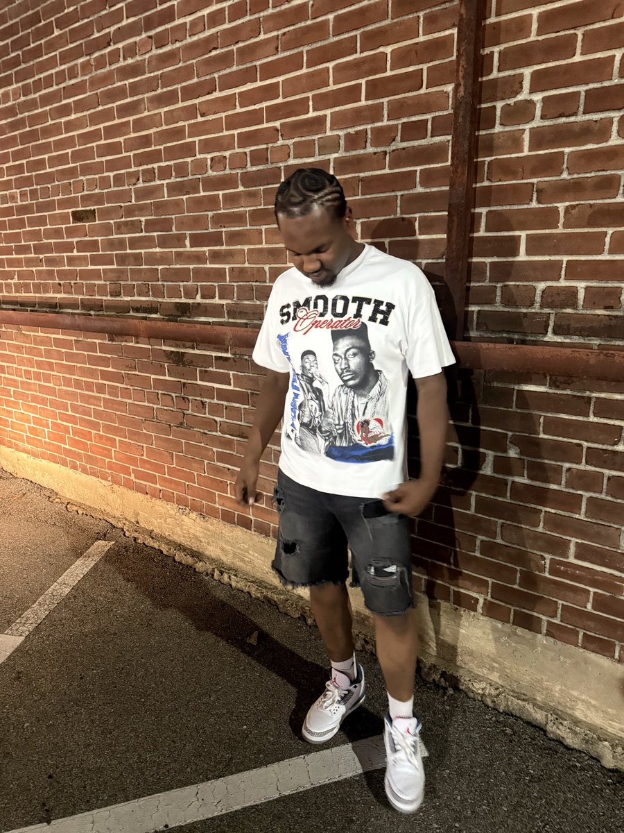 aareyonwallace's tweet photo. popped it in memphis. https://t.co/fj96Kn0spg