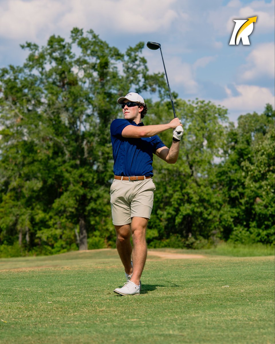uttylermbb's tweet photo. Thank you to everyone who came out for our Buckets &amp; Birdies Classic! ⛳🏀 

📸 Photo credit: @revocruit 

#DeserveSuccess #TalonsUp https://t.co/UvzDWXO24w