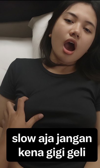 lubistx's tweet photo. biar tetangga gak denger

https://t.co/OIHpdb6hSN
https://t.co/oSmNjNEVtX
https://t.co/a91VGVqEa9
https://t.co/KRlc6vFEVs
https://t.co/fgE9WLX3GH

#videy #cdn2 #cdn #twimg #slicedrive #doods #aceimg #viral #zonauangㅤ https://t.co/Iq4DT6wXmv