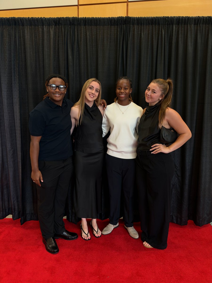 GriffsWBB's tweet photo. Our athletes had the opportunity to attend the Niagara Falls NAACP Branch 2164 Annual Awards Gala this past weekend. It was a wonderful evening filled with celebration, community, and recognition of the outstanding individuals making a difference in our community. 🖤 https://t.co/zGX41vtQNN
