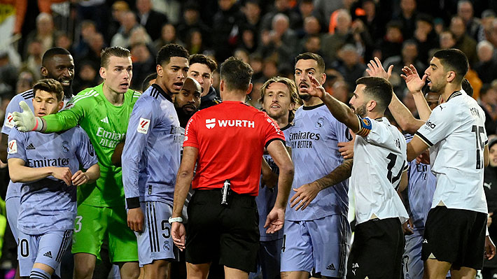 LaLigaenDirecto's tweet photo. #DATO Equipos con más goles anulados tras la intervención del VAR desde que se instauró el vídeo arbitraje en LaLiga (2018/19):

[40] Madrid
[23] Villarreal
[22] Atlético
[20] Real Sociedad y Sevilla
[19] Barcelona https://t.co/7HGR163uBN