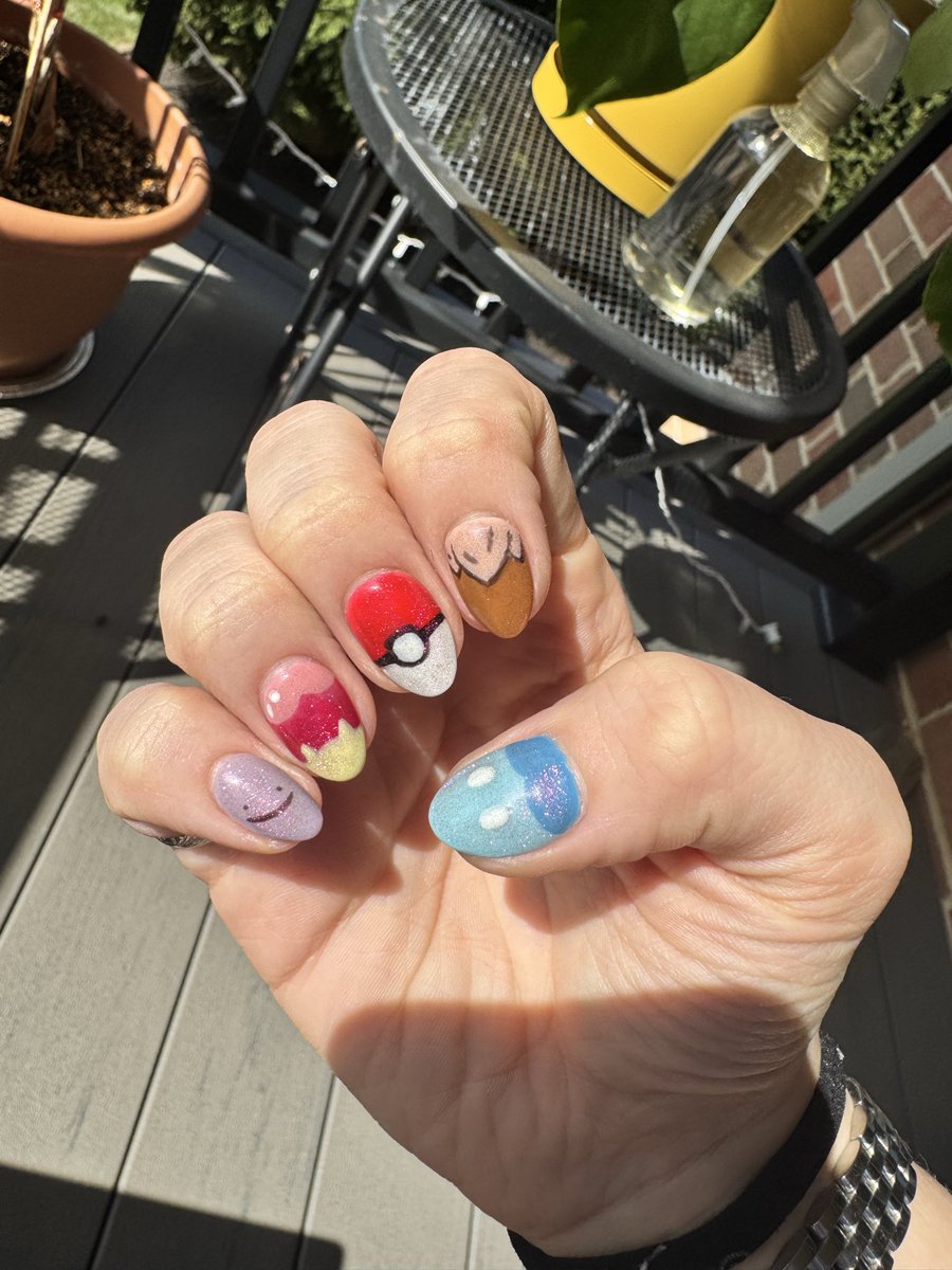 oddgentlefog's tweet photo. incase y’all wanna see the full set 🙂‍↕️ https://t.co/j2PDagBX6N