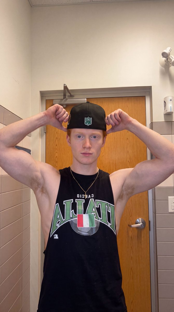 codythetop's tweet photo. wanna 🥜 on this muscles? https://t.co/FuQWl8bbYG