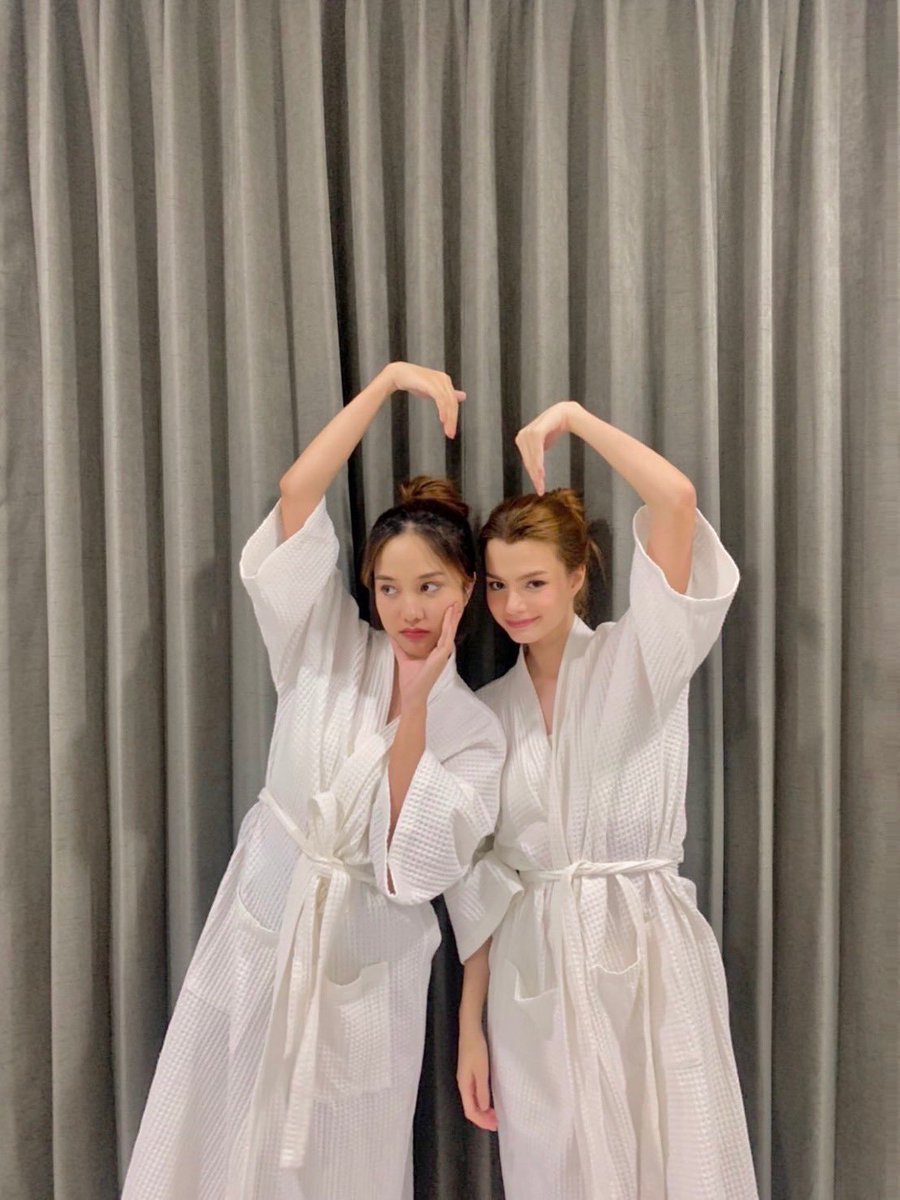 LinhNguyn380985's tweet photo. good night 😴 

#ฟรีนเบค #FreenBecky 
#srchafreen #beckysangels https://t.co/Bm6r7F1hDb