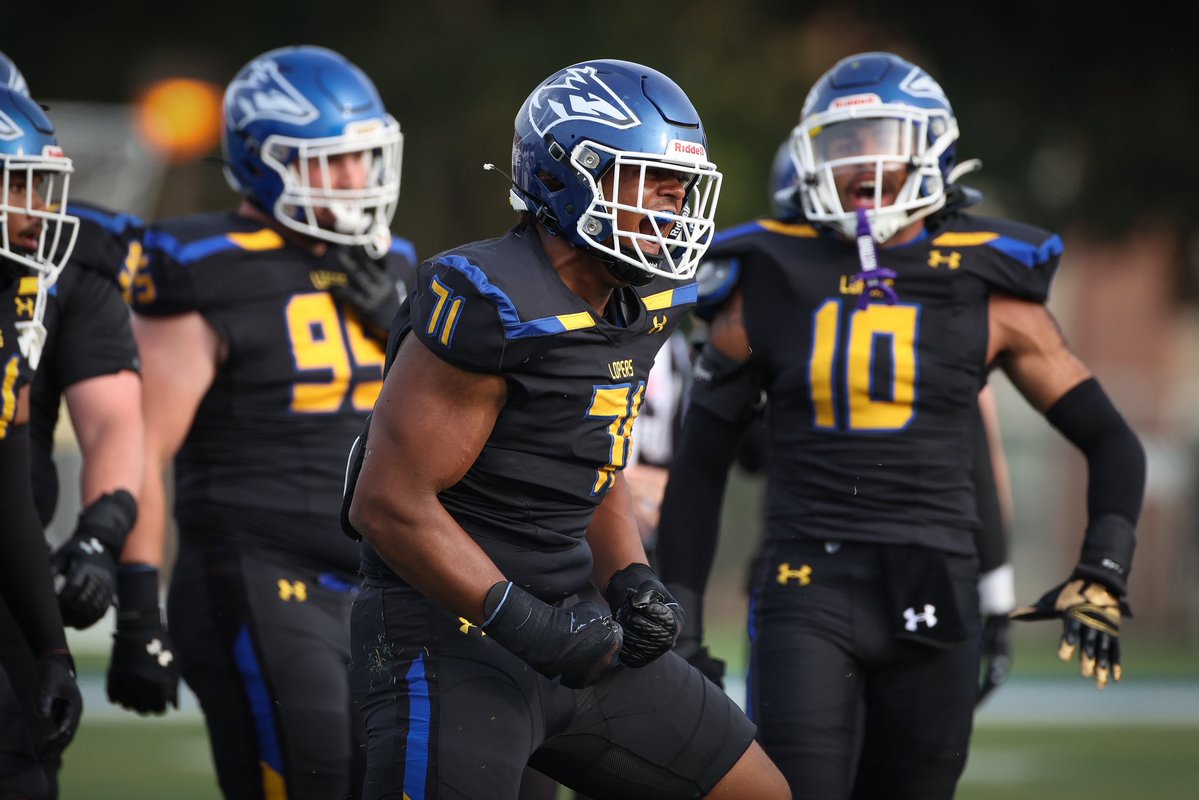 TylerDavisNCT's tweet photo. After a great conversation with @CoachCLed i am blessed to receive my 2nd D2 offer from University of Nebraska Kearney!!!  @CoachHawley @CoachWill223 @Applefield_ @officialllamb @HitStick_4 https://t.co/l2LpqzZqMD