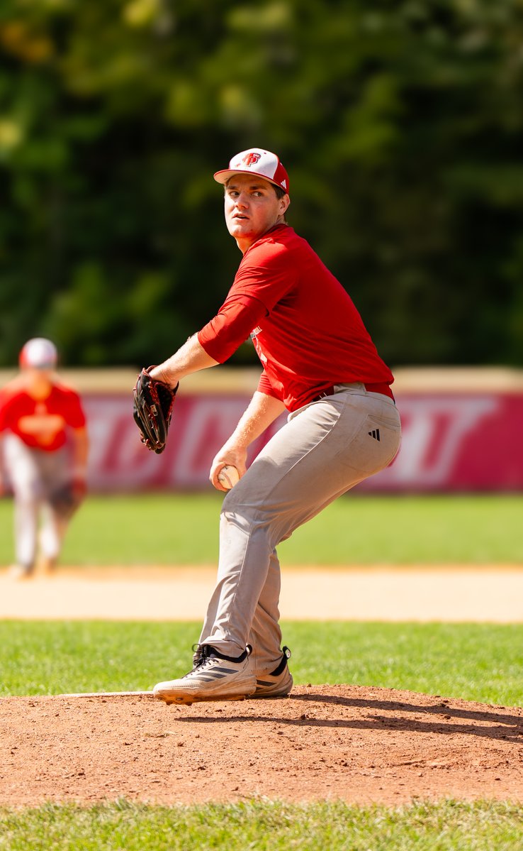 sacredheartbsb's tweet photo. Back to work 💼  

#WeAreSHU ⚾️ https://t.co/ihkcqxxFuv