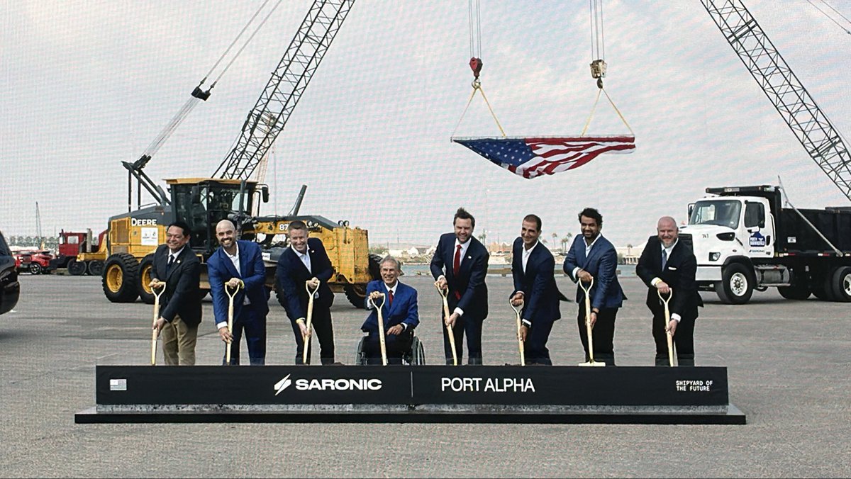 JTLonsdale's tweet photo. Looking good, gentlemen.

Building and hiring in Texas to make America strong, thanks to the leadership of men like these! https://t.co/X3REQ5eP0o