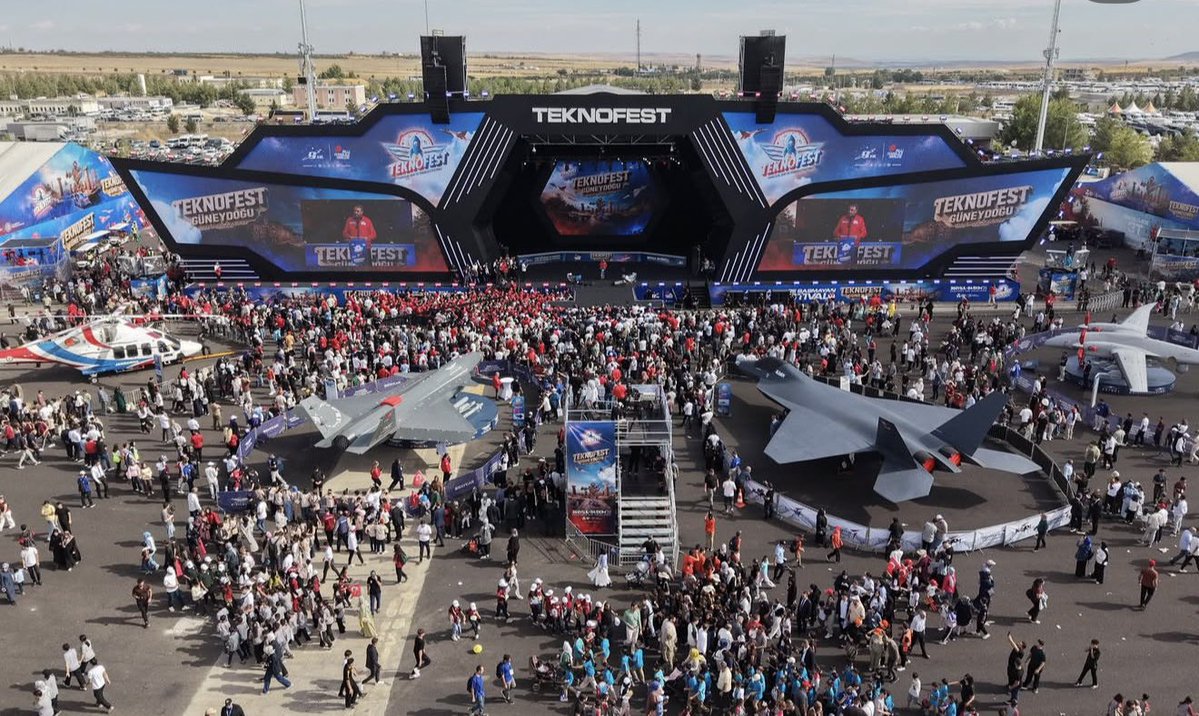 abdurrahimtoru's tweet photo. Milli Teknoloji Hamlesi’nin gururuna ortak olmak için TEKNOFEST’teyiz. 🇹🇷

Emeği geçen herkesi gönülden tebrik ediyorum.
TEKNOFEST, geleceğin Türkiye’sidir. 🇹🇷
@teknofest @Selcuk https://t.co/Ww3ipbGPQI