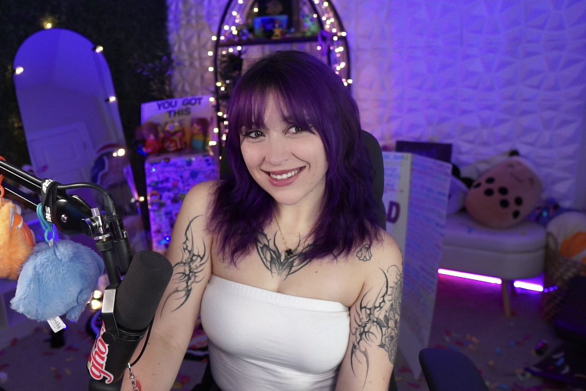 itsqueenmanda's tweet photo. We made it to the LAST DAY of the Scuffed-a-thon 2! Come join the chaos and the FINALE ✨💜 https://t.co/f0pM5eq1dT