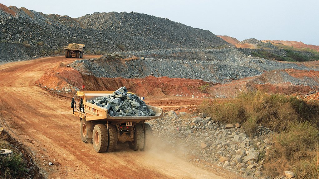 GhanaTechInfra's tweet photo. 🚨 Government's proposed Minerals and Mining Bill, 2026, which is expected to be debated in Parliament in October, would reduce maximum mining lease periods from 30 years to 15 years and support greater local mineral processing before export.

The bill also would allow the state to hold special shares in mining companies with veto rights over certain major transactions.

Source: Reuters