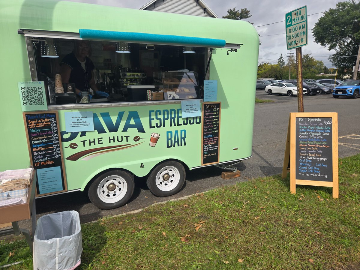 MetalKali's tweet photo. I visited this food truck across the street after my interviews and got a bagel with guacamole for lunch. Awesome folks and great customer service. Love the name. 😄
*cough* Hope to see more of them in the future. https://t.co/jovHWbcpGp