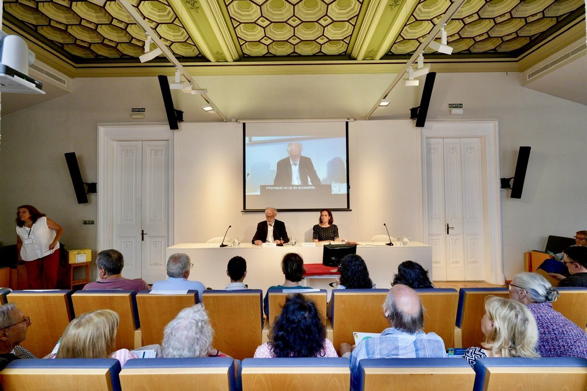 conselladvocat's tweet photo. 🔵 Avui hem participat a la presentació de l’Informe d’Accessibilitat Auditiva 2026, que recull l’experiència del servei de la @federacioacapps 

🗣️ En representació de l’Advocacia Catalana hi ha assistit la degana @AdvocaciaICASF @EstherICASF 

👏🏻 Felicitats per la vostra tasca! https://t.co/V6Q2SX8AP4