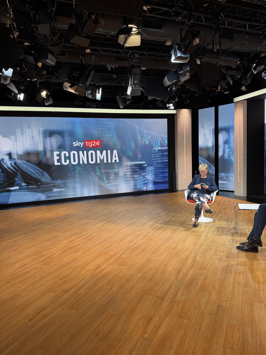 FurlanAnnamaria's tweet photo. Oggi a #SkyEconomia ho parlato di energia ed ex Ilva. Basta rincorrere le emergenze: servono una strategia energetica che riduca i costi per famiglie e imprese e un vero piano di rilancio dell’ex Ilva. Energia e industria sono decisive per il futuro del Paese. https://t.co/CdgxTselXP