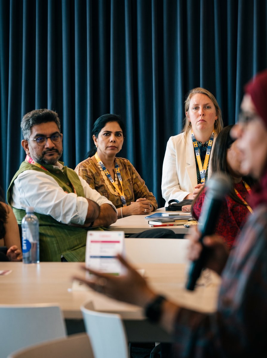 WISE_Tweets's tweet photo. Our CEO Dr. Asyia Kazmi, OBE, joined conversations on the future of #education at #UNGA in New York, from new foundational literacies to the role of middle leaders and #AI in the workforce.
Read more on LinkedIn: https://t.co/AiLmi5AyJb https://t.co/J6mXlGt9aa