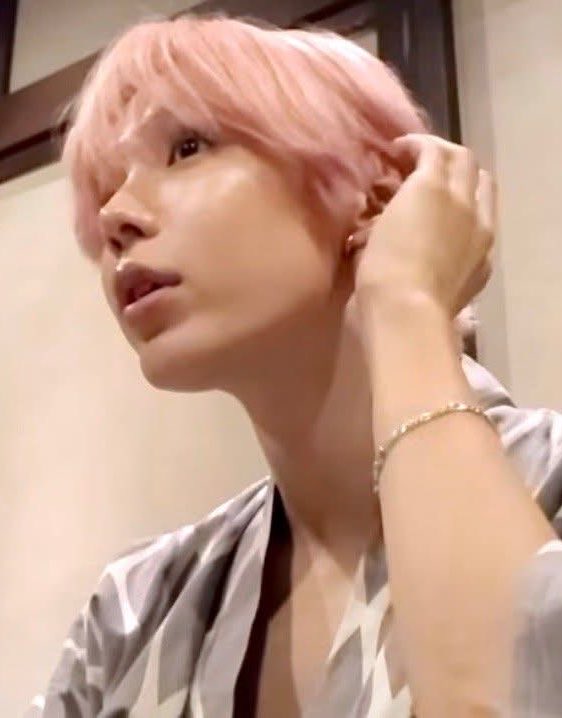 __taro__milktea's tweet photo. https://t.co/2u8e4iE9er