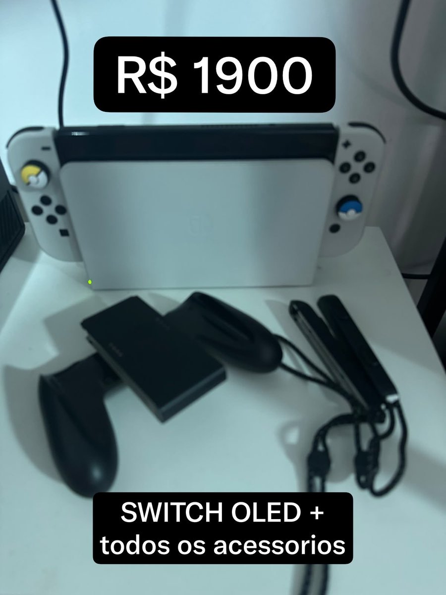 g3ng4r's tweet photo. 🚨 VENDO 🚨

Switch OLED na caixa com todos os acessórios R$ 1900 !!! 

(lembrando que o preço na amazon e olx está ~2.200) https://t.co/Tl8dvI4hY5