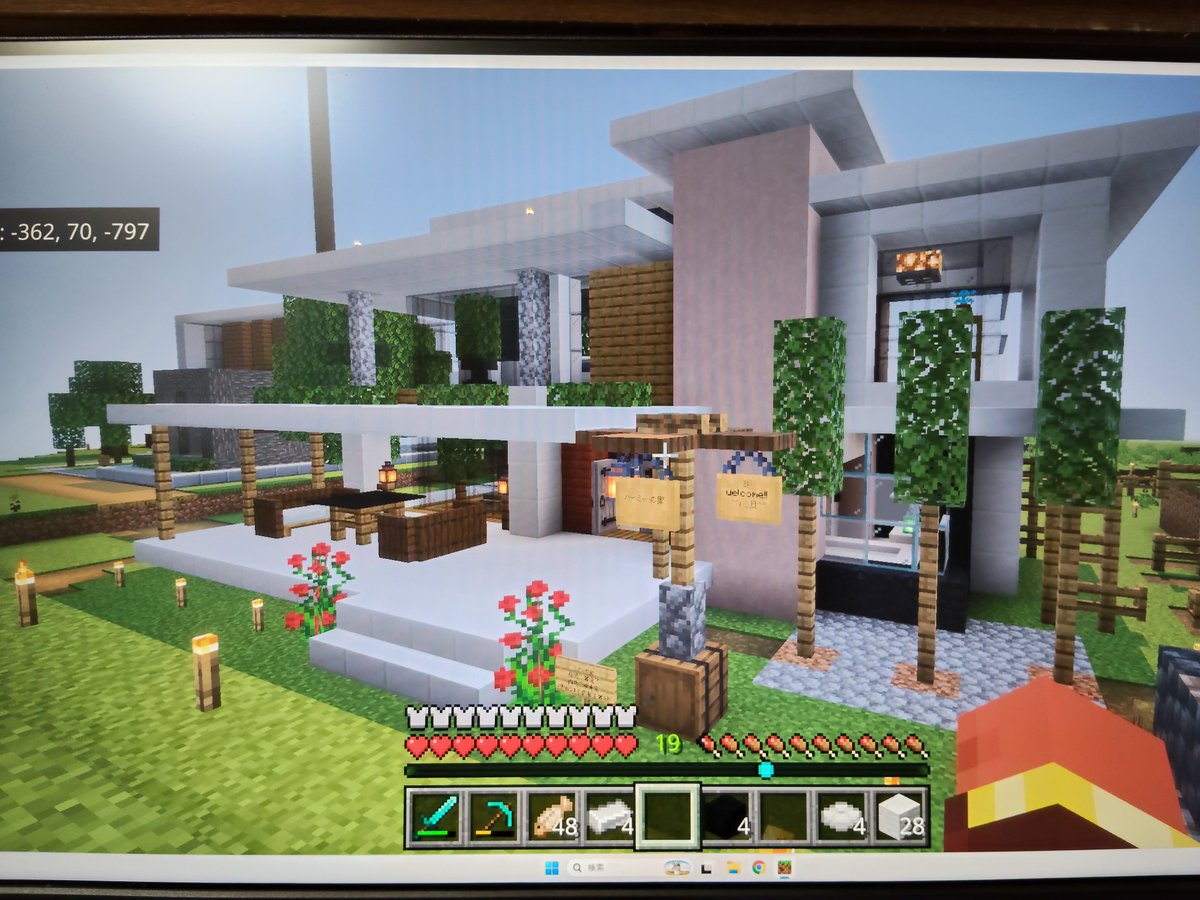 777GAROBONUS's tweet photo. 今年の夏からマイクラにはまって作りました4選⛏️✨️ https://t.co/kpdvLuUQri