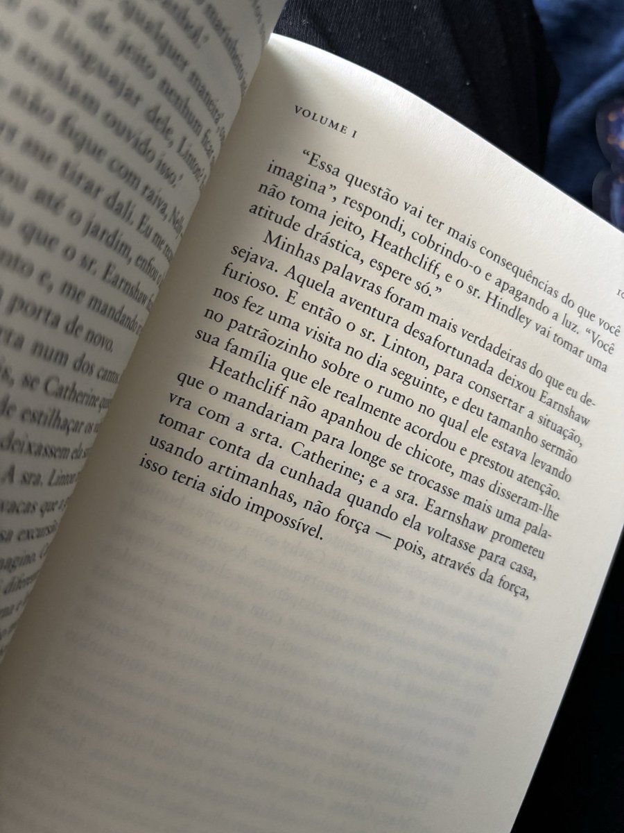 AIllaMIller_am's tweet photo. meu primeiro contato com a Brontë

desse eu não me canso 🙏 https://t.co/GJBUsEnJG4