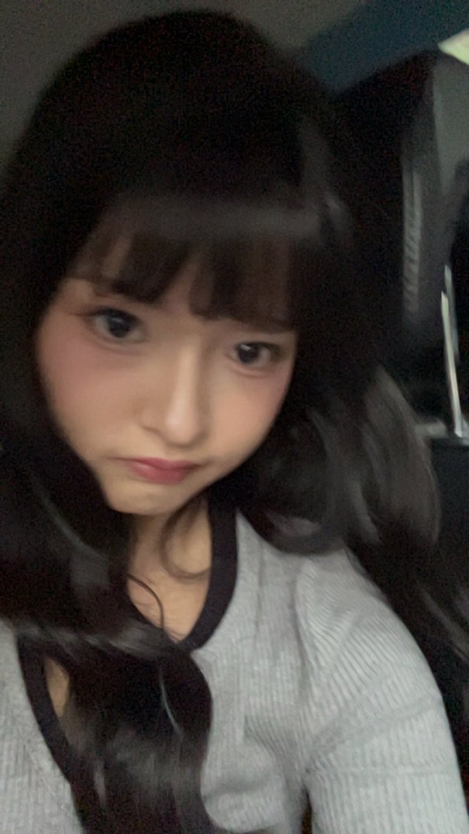 Elin_JKT48's tweet photo. Tudeii,, slide 3 ekspresi ketika kalian ga mng sama aku🙄 https://t.co/3VhFsCPabu