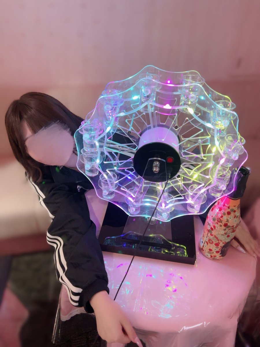 ull7ir's tweet photo. くがちゅーありがとうございました♪

生誕後で正直やる気がなかったけど会いに来てくれる人がいていっぱい楽しくしてくれてなんとか乗り越えられましたㅠ  ̫ㅠ♡

おきゅおはにもっと肝臓を捧げます。酒飲ませてください。

lO月イベント多いので来て欲しいな🥺♥ https://t.co/oRMBNoGnw1
