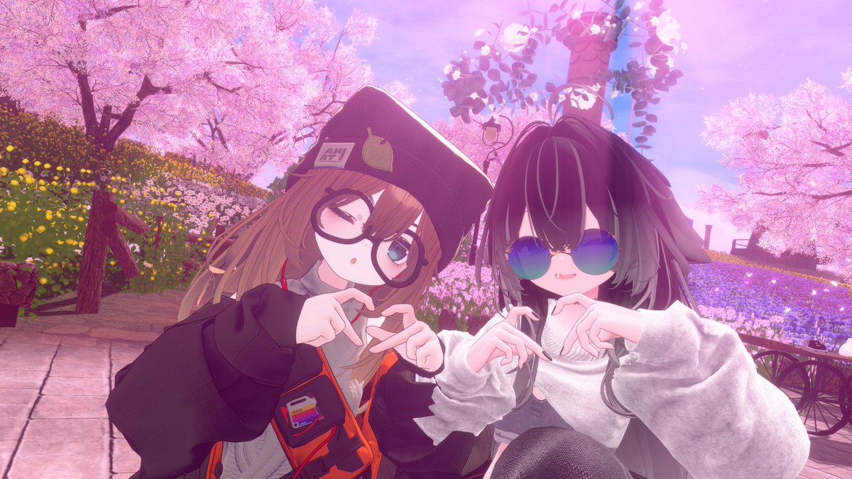 marusora0616's tweet photo. ぽんこつちゃんとのツーショット！
写真撮る時に一緒に場所探す時が1��楽しい

 #VRChat https://t.co/gRqtxyNixQ