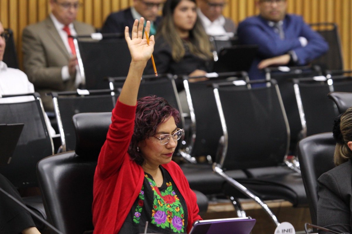 RitaBellLpz's tweet photo. En sesión de CG acatamos la sentencia del TEPJF, restablecimos la compulsa entre el Sistema de Observadores Electorales y las bases de datos de personas servidoras de la nación y operadoras de programas sociales, mecanismo previamente eliminado por mayoría de votos https://t.co/hrNkBRCU9j