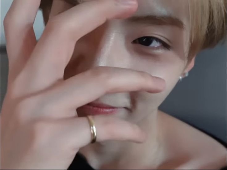 aw0nimut's tweet photo. detik detik cimol bojot aku terkam rawr

#ALLYZSELCADAY #SANGWON  #LEESANGWON #이상원 #AZSD #ALPHADRIVEONE @ALD1_official https://t.co/kyfrhQ0HZZ