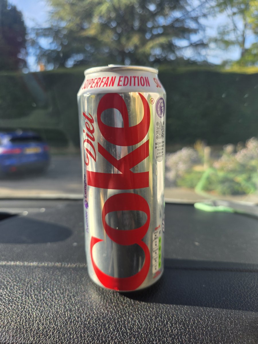 Samliles's tweet photo. I tried this today and it tasted like full fat coke.. nothing like diet coke and I drink diet coke every day... was very disappointed in the taste of this..
@CocaCola https://t.co/6T1kf9fqwu