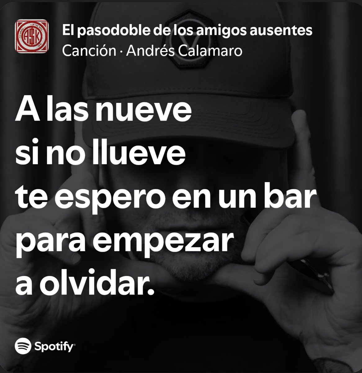 v__e__r__o's tweet photo. Son las siete y la tarde promete 

                                                             ...🦑 https://t.co/zqiKjPDZEw