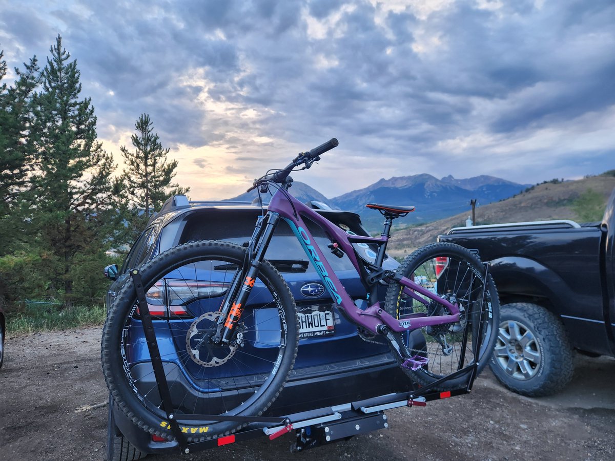 Ashes_Wolf's tweet photo. New bike rack. Peer pressured into getting this one and honestly I love it. https://t.co/oDzaw0PCle