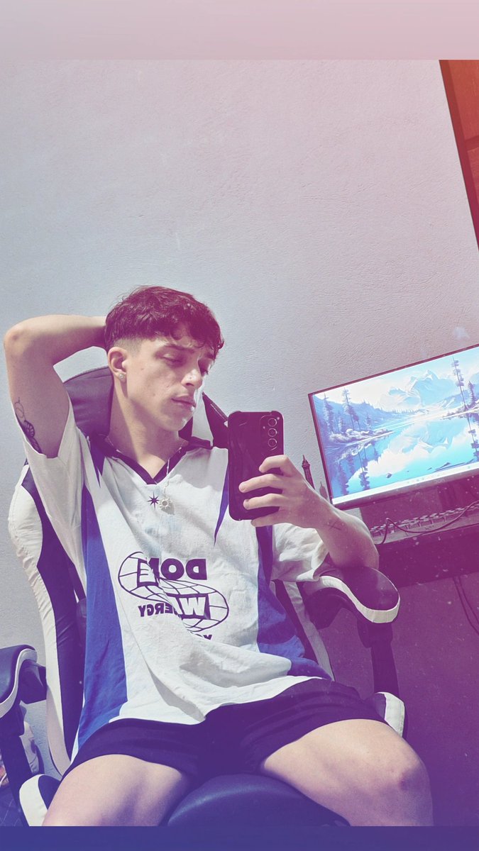 imathzz_'s tweet photo. sinto que a minha twink death está se aproximando https://t.co/48d3NKIkTw