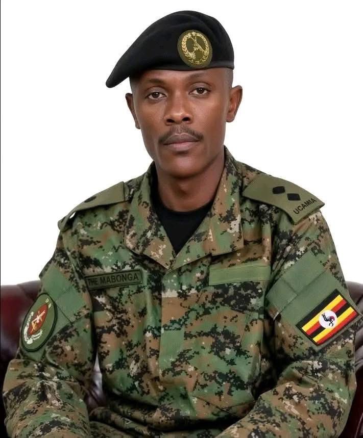easterwabobi's tweet photo. One word for our Hero, just comment and tell him something https://t.co/e7zKdzVb39