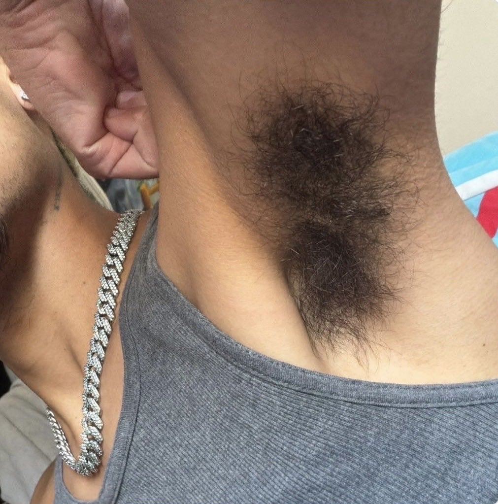 myarmpitfetish_'s tweet photo. https://t.co/jsjKM2P3FL