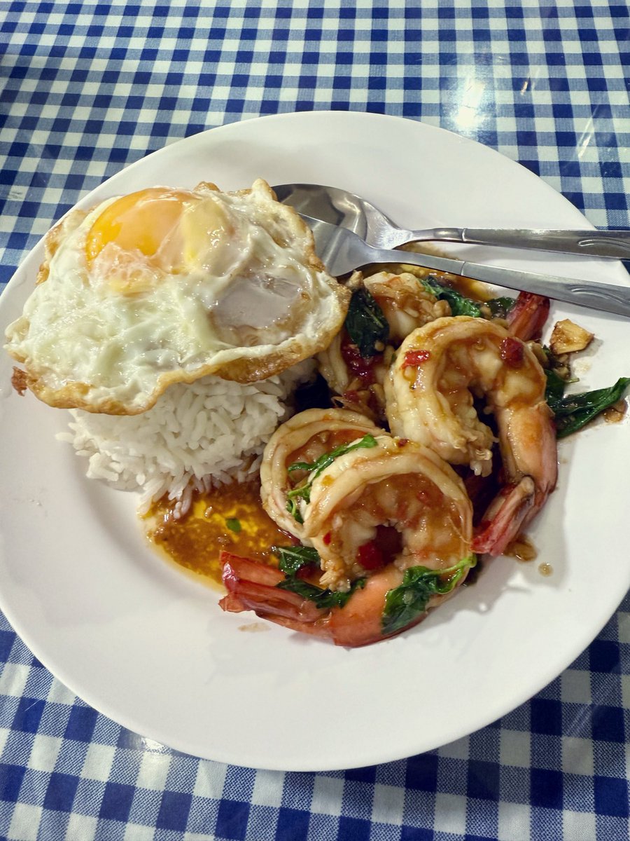 vorawitpi's tweet photo. มื้อดึก 🥱 https://t.co/qnECsLd1Qz
