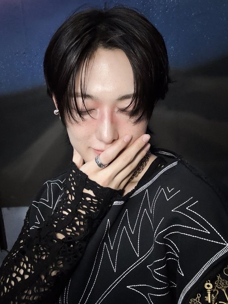 loveissurvival's tweet photo. i just rly like it so much https://t.co/A49VTZO63L
