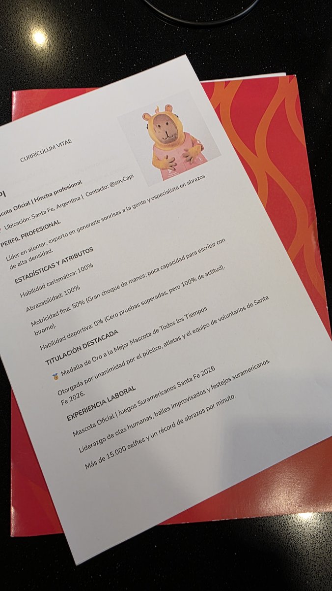 Yojuanjunco's tweet photo. Vino el verdadero número 1 a @radiofonica1007 y nos dejó el CV. Todos ❤️ a #Capi !!!! #suramericanos https://t.co/REEFgJvefB