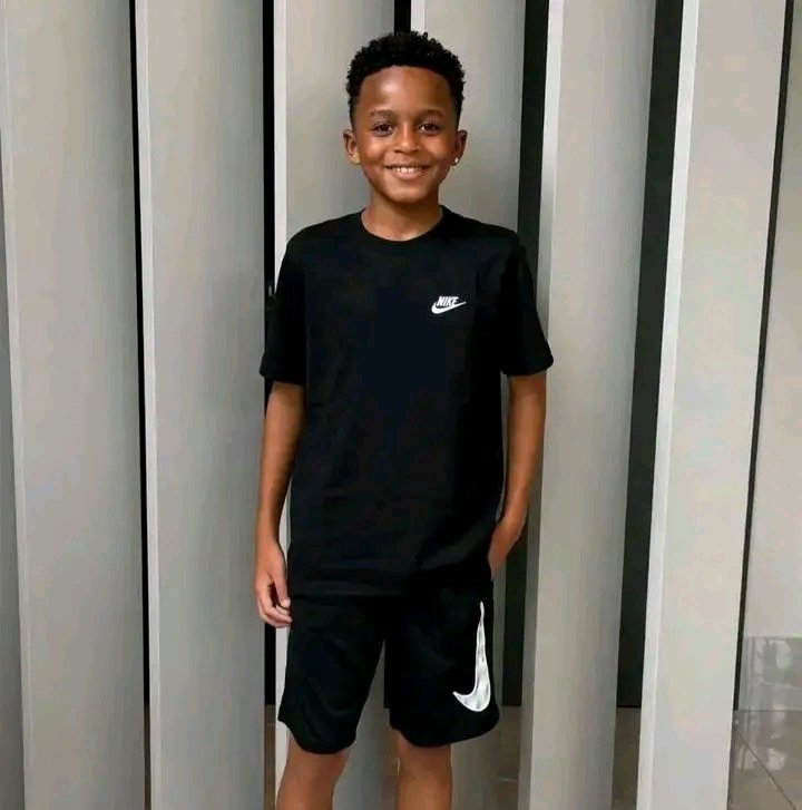 joy_zelda's tweet photo. Please Retweet until he is found 
He is still missing 

Kutlwano Maphosa 

Reward: R70,000
 
His Mom : 073 455 5268
His Father : 074 701 7016 https://t.co/9gWACYsHVC