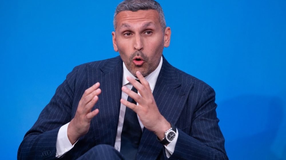 janeroseer's tweet photo. The chairman of Manchester City has declared his intention to clear his name himself  this drama is really getting more and more exciting. https://t.co/s5bM7SpMmY