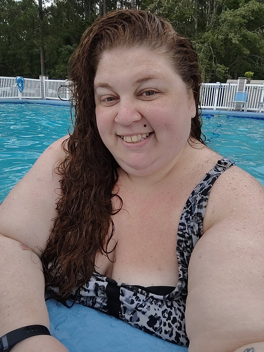CurvyBethxx's tweet photo. Lovely day https://t.co/D5WhdKTla0