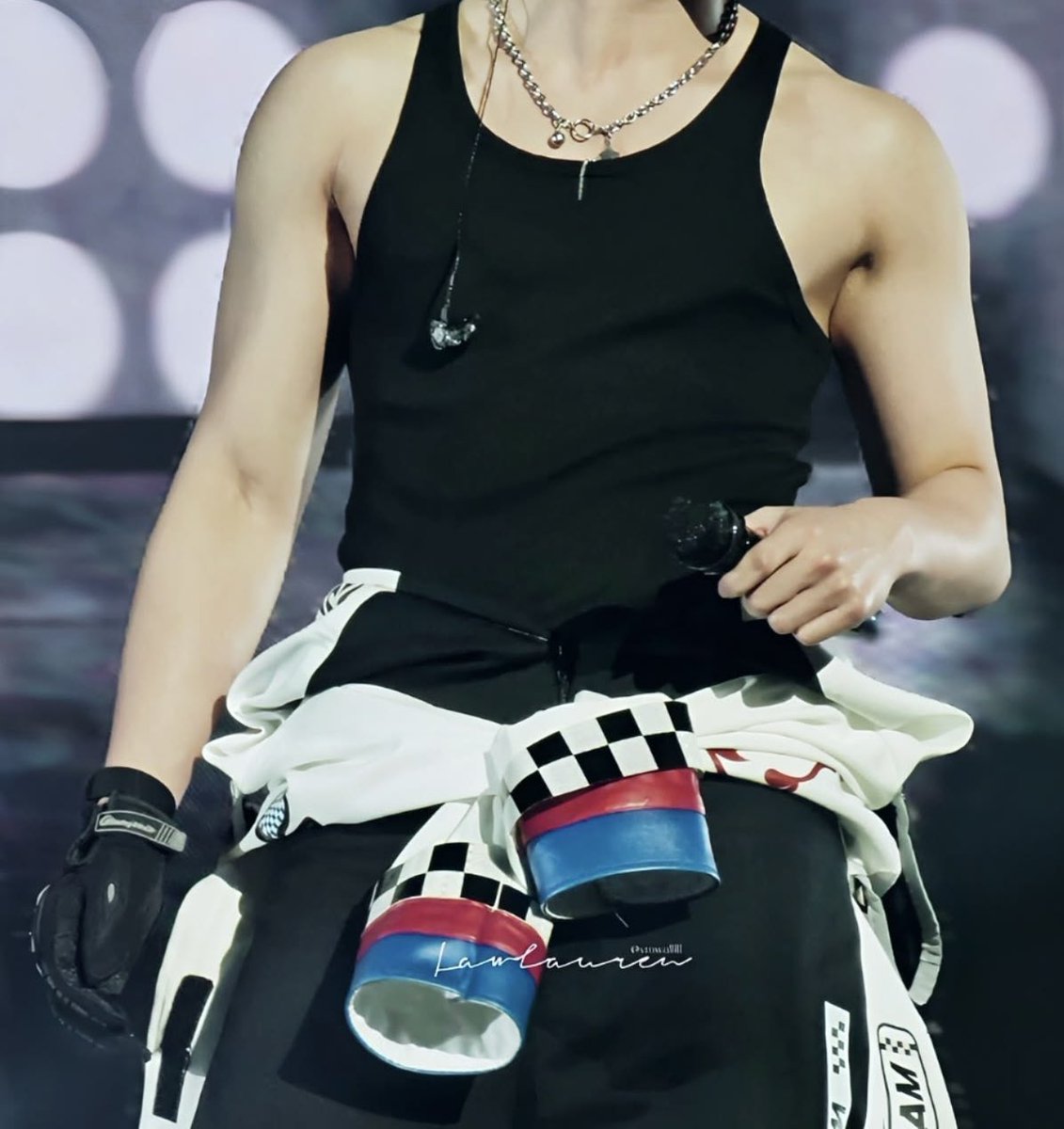 HuaHuaIsMyGhost's tweet photo. Jakrapatr.                                   Jakrapatr’s https://t.co/ND3dNf1hRW