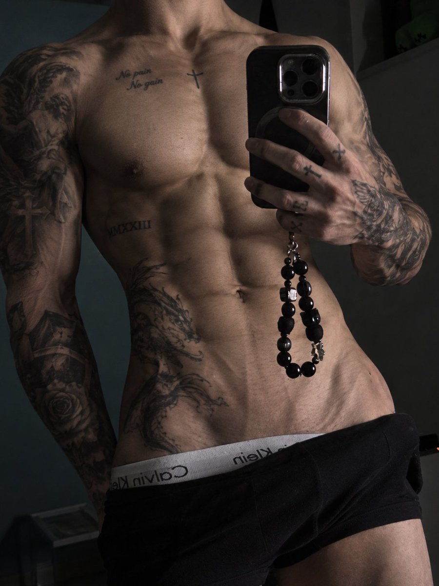 Mafiavellum's tweet photo. 𝕿𝖍𝖊 𝕶𝖎𝖓𝖌 𝖔𝖋 𝖙𝖍𝖊 𝕸𝖆𝖋𝖎𝖆 𝕳𝖆𝖘 𝕬𝖜𝖆𝖐𝖊𝖓𝖊𝖉 

                        #Freerol https://t.co/gDV9aj2hjq