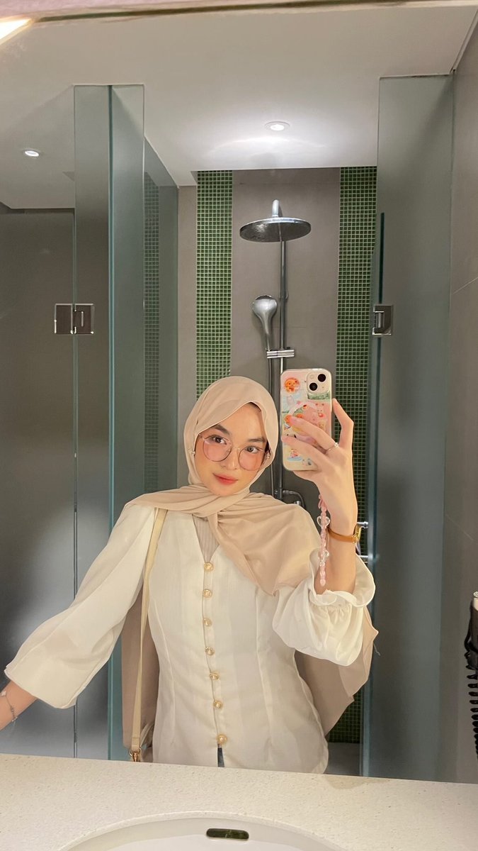 DavidTelesphory's tweet photo. Ready yaa beb๐
#availtangerang #BOBSD
#botangerang https://t.co/sYTeForEli