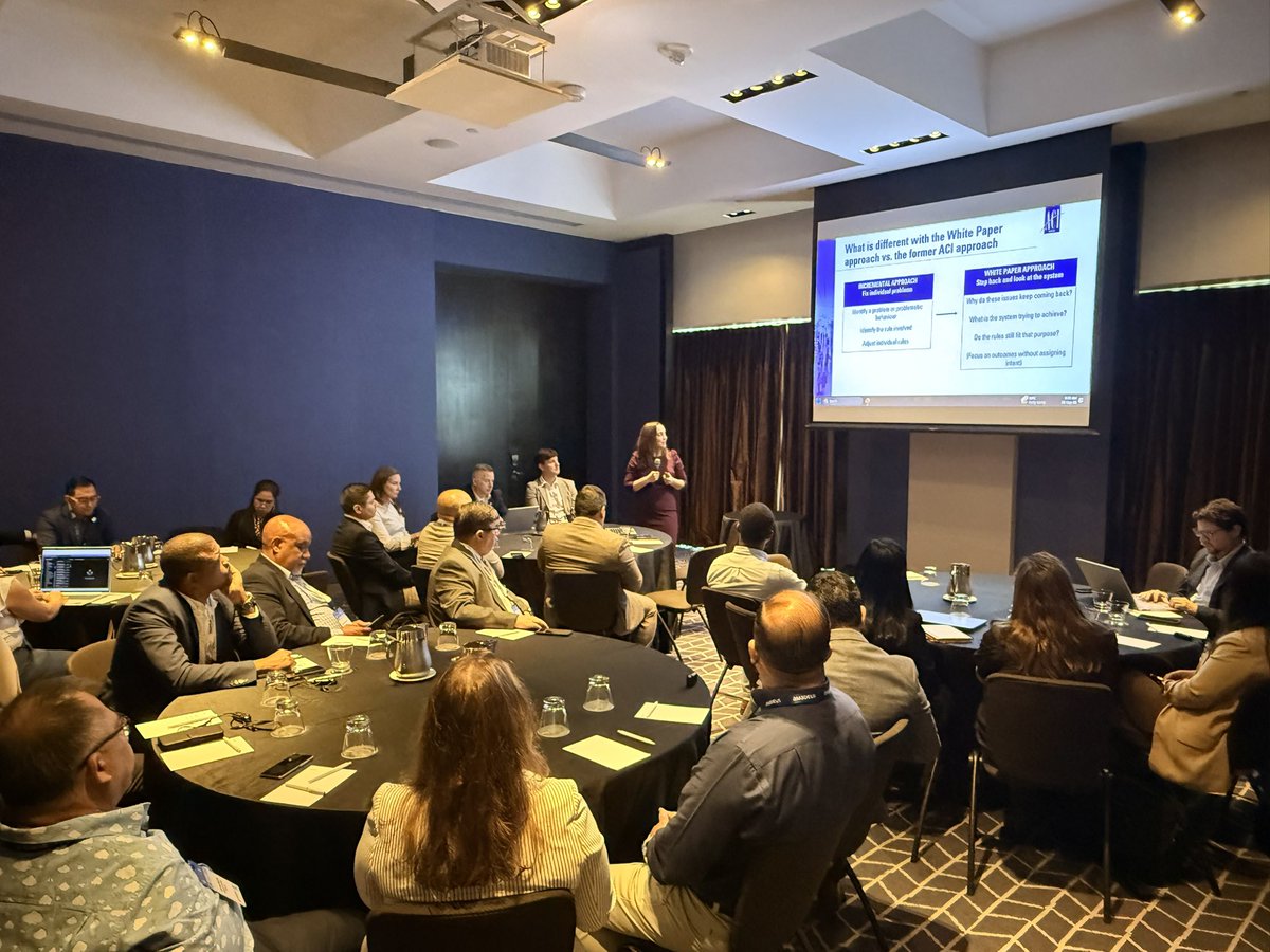 ACI_LAC's tweet photo. En el marco del #AirTransportSummit, hoy se desarrollan workshops sobre cálculo de tasas aeroportuarias, supervisión económica y lineamientos de OACI y ACI, así como sobre facilitación y coordinación de slots. https://t.co/ysU4QzH6F1