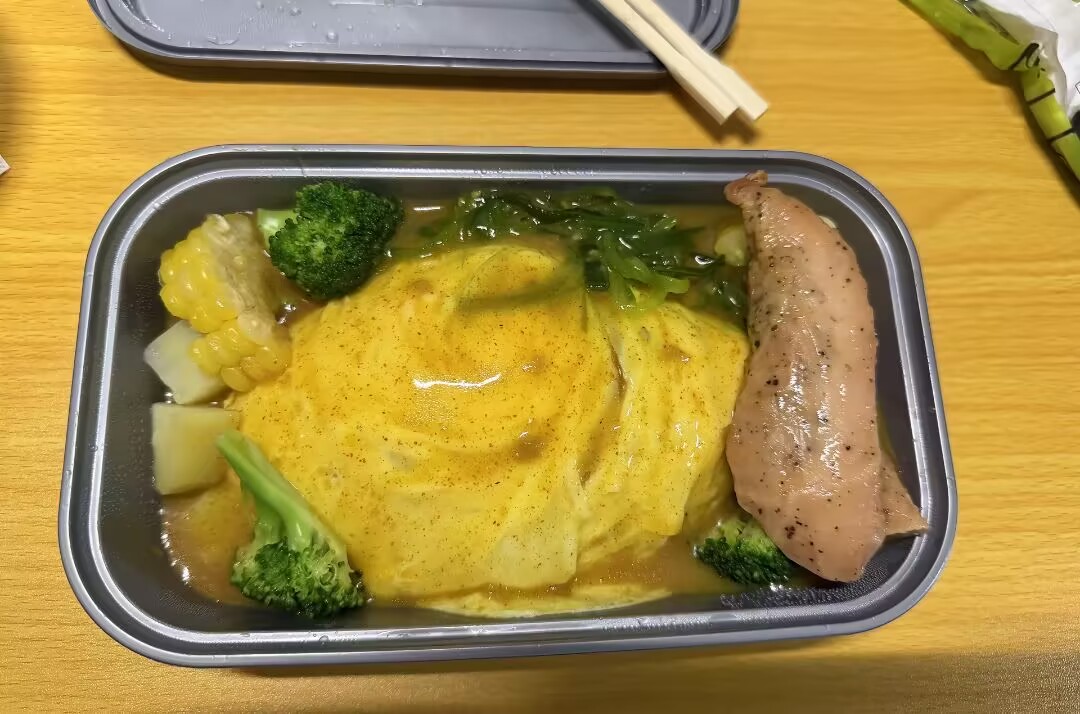show5560's tweet photo. 如果我说我这一顿饭才4.8
你会心疼我还是会嘲笑我🥺 https://t.co/CMxs5C7XgW