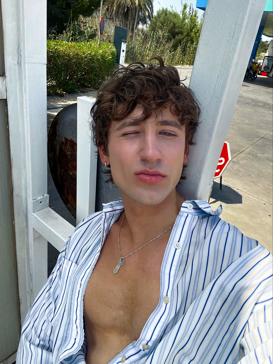Mat190701's tweet photo. Take me back to LA 😭 https://t.co/qNVuleN6FN