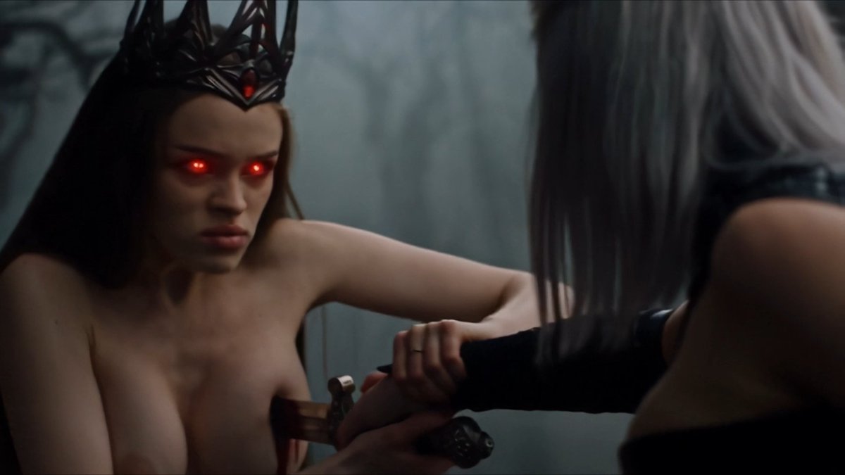 WandaNova8's tweet photo. https://t.co/MP42fg9XdD
Vampire queen Sara
#vampirequeen #staked #epic https://t.co/xgj6yWOtJD