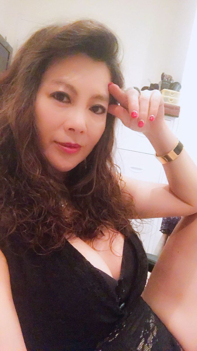 hgggggggo's tweet photo. Exposing this dick hungry Chinese milf. Why it's soooooooooooooooo hot looking to see a Chinese woman with big titis #cuck #latina #cuckold #hotwife #bbc #blacked #hotmom #slutmom #slutwife #slutmom #swingers #cumdump #expose #feargasm #edging #jerktrib #milf #asine #cuck https://t.co/DhSOkud9Mw