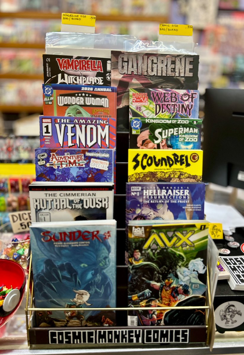cosmicmonkey's tweet photo. Our picks of the week! A LOT of Spider-Man 1000 issues, including some signed by Bendis! Shelves of new trades and GNs! And Justin’s pick of the week! Come get some! Open at 11am… #comics https://t.co/jeJmmdPxve