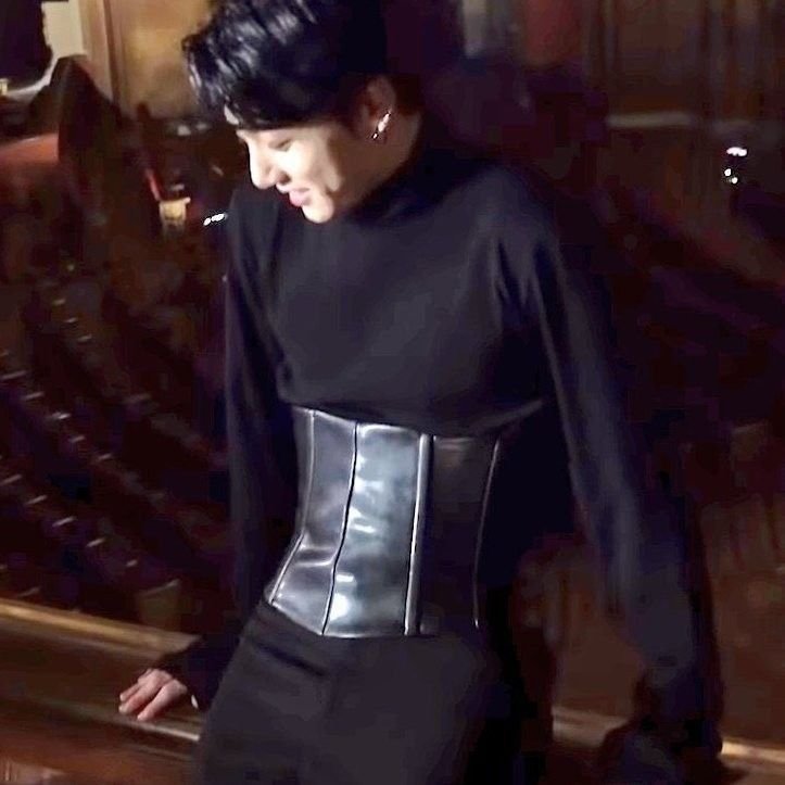 flowykoobi's tweet photo. bnuy in corset )ᛝ( https://t.co/lQFPjM1Mnw