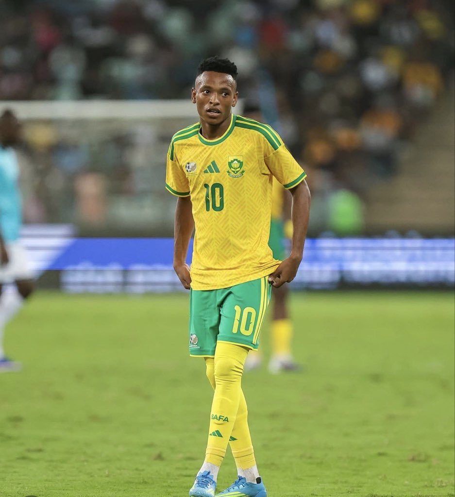 karabeast24's tweet photo. Oksalayo Mofokeng scored for Bafana Bafana when he was no longer playing for that toxic club https://t.co/8RmiBNtv98